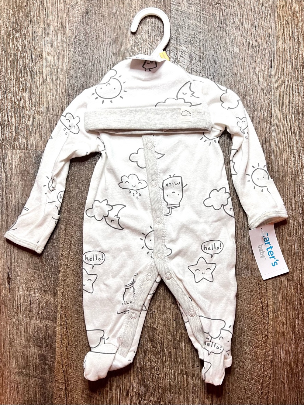 NWT Carter's Baby Newborn 2 Piece Footed Sleeper Hat Cloud Moon Print